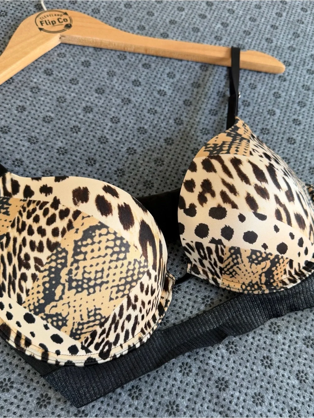 Victoria's Secret Leopard Print Push-Up Bra - Black & Tan